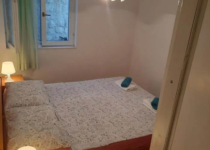 With Parking Space Zuljana, Peljesac - 20413